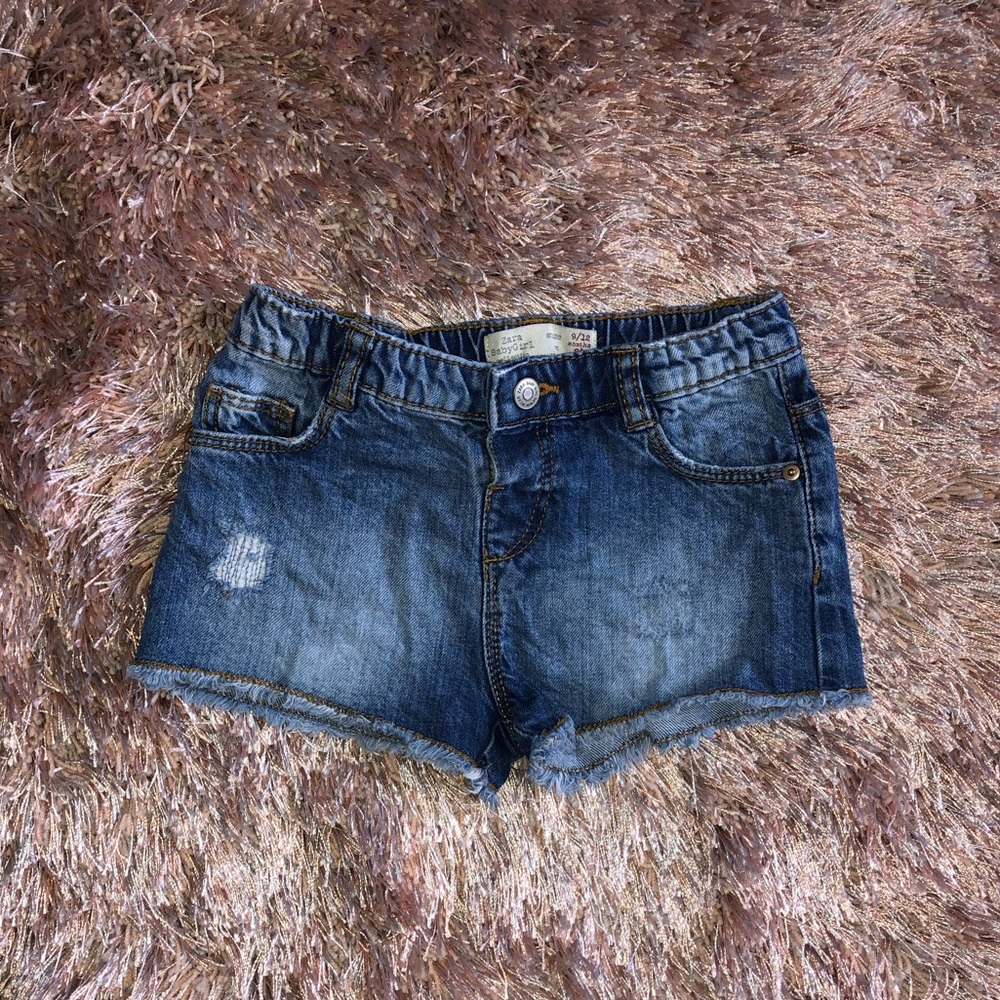 Denim distressed shorts